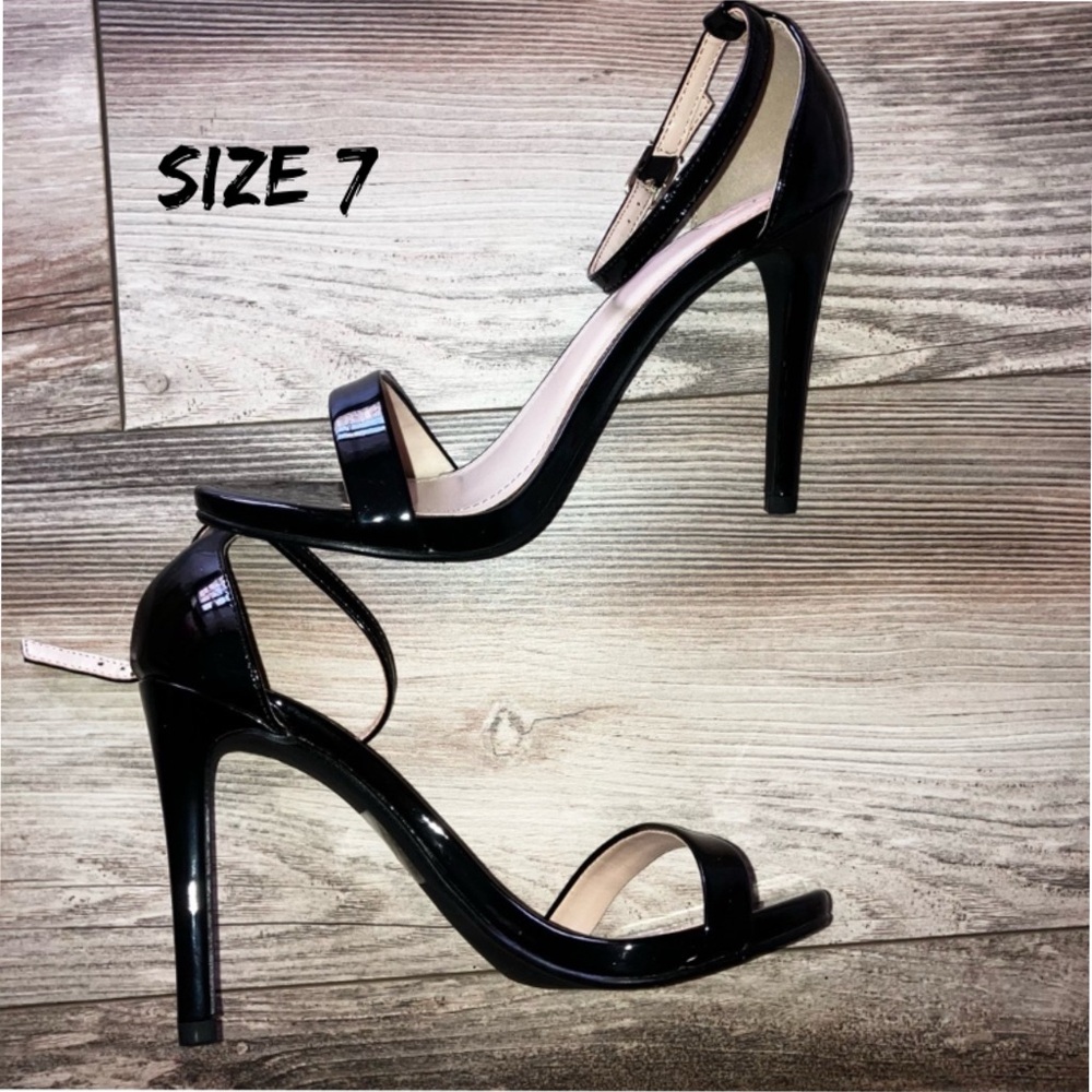 Jaiden by My Delicious Black Stilettos  NWT